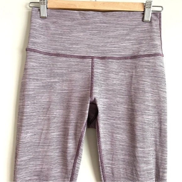 LULULEMON Wunder Under High Rise Tight 28" Luxtreme Purple Striped Sz 8 - Picture 5 of 11